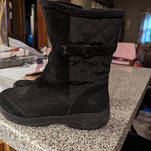 Women's size 11D Land's End winter boots